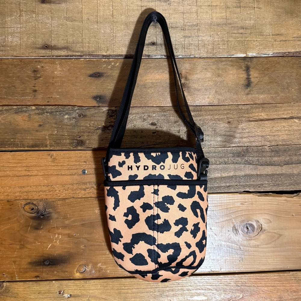 Hydro Jug Pro Leopard‎ Cheetah Print Insulating Neoprene Water Bottle Sleeve